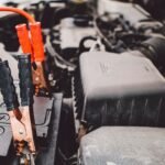 auton-kaynnistyskaapelit-ja-avaimet-rikastuttavat-kuvaa