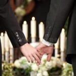 haltijan-kadet-pitavat-toisiaan-lohduttaen