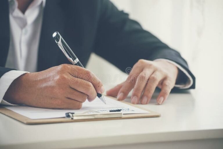 Miten Perustaa Yritys Viroon: Mitkä Ovat Vaiheet Ja Vaaditut Asiakirjat